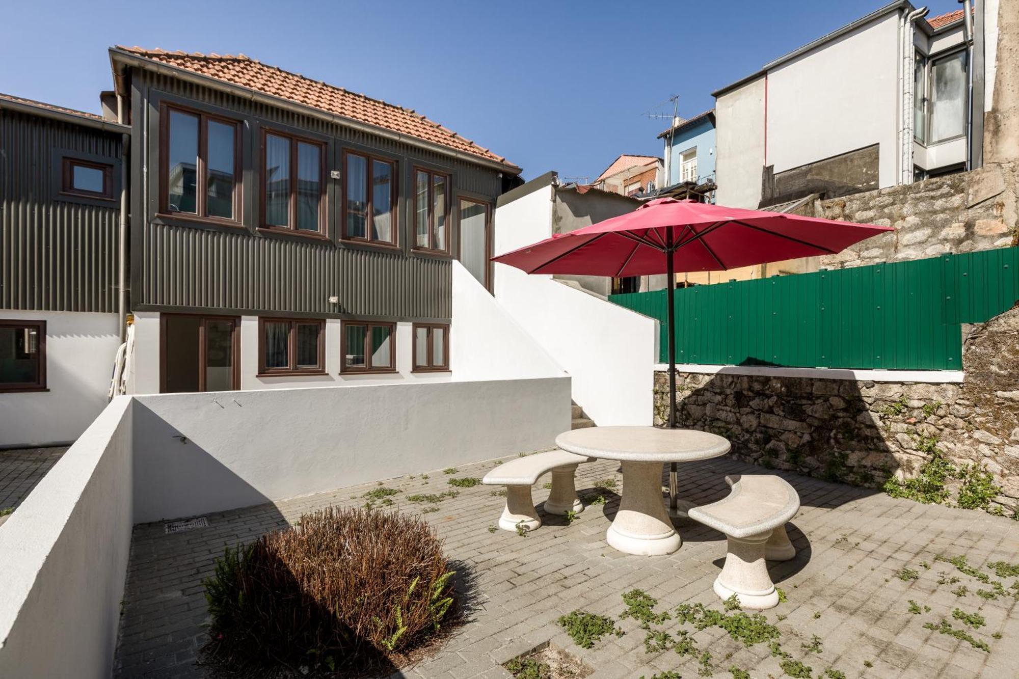 Bra.Com Apartments Oporto Pinheiros Bagian luar foto