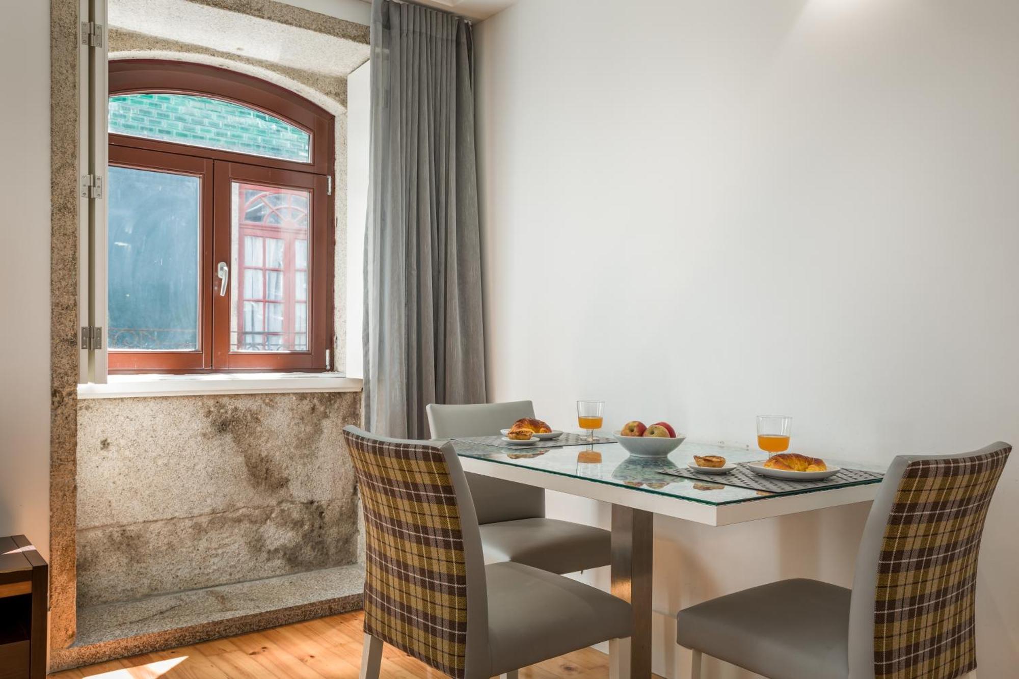 Bra.Com Apartments Oporto Pinheiros Bagian luar foto