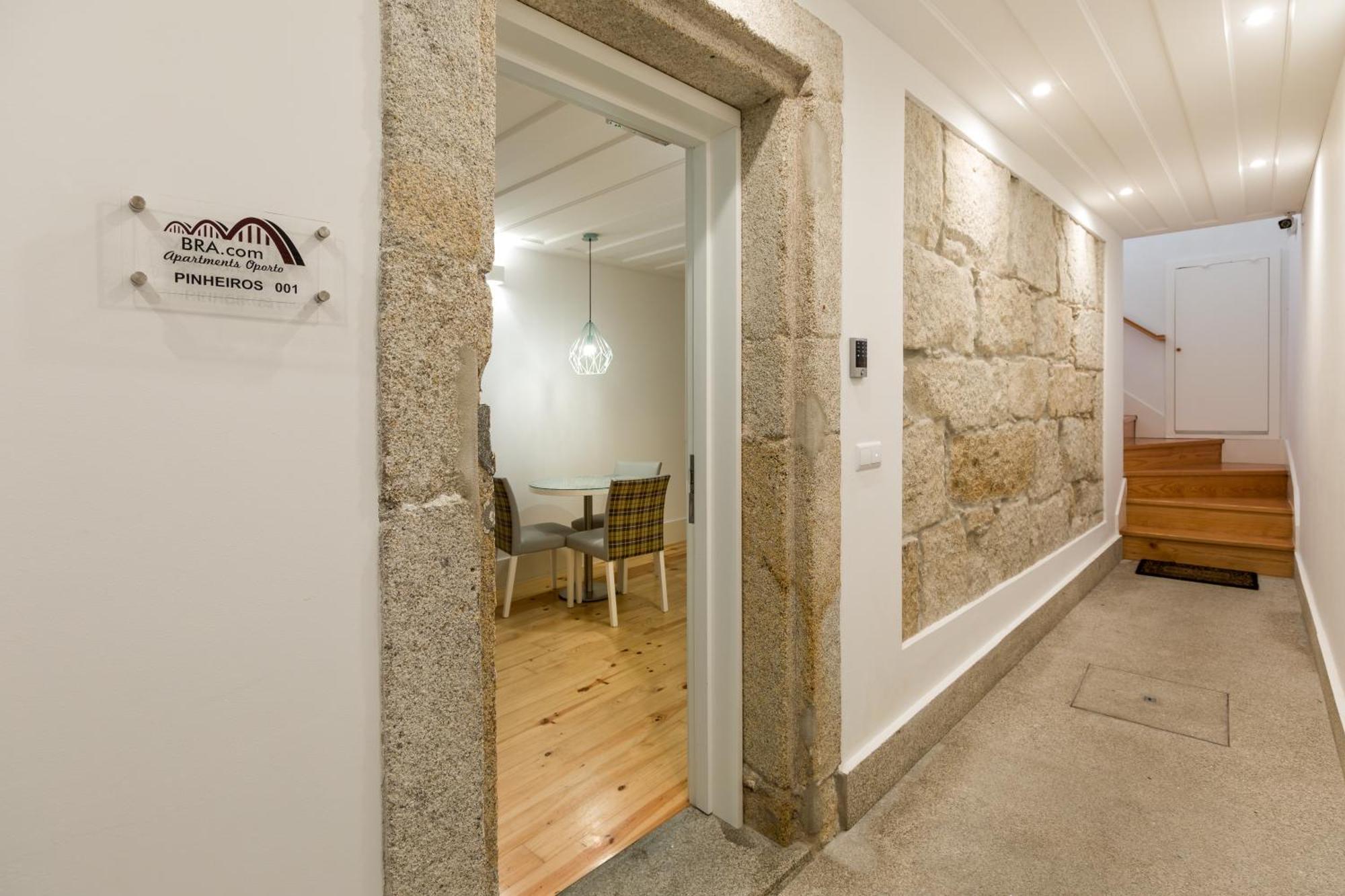 Bra.Com Apartments Oporto Pinheiros Bagian luar foto